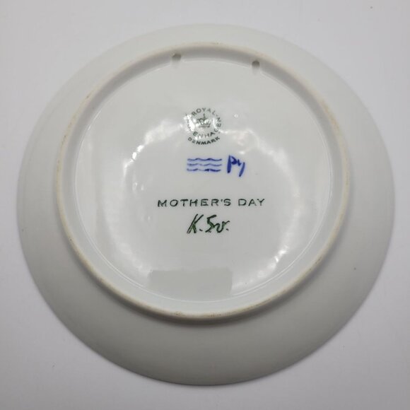 Royal Copenhagen Plate Mors Dag 1972 Mothers Day Blue Children Gift 6 Inch - Picture 4 of 7